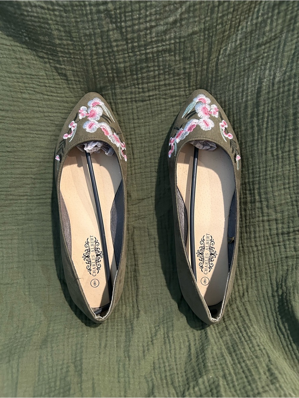 Charles Albert NWOT Olive Green Pointed Toe Flats with Pink Floral Embroidery